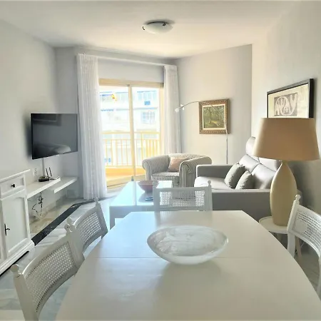 Apartment Frente A Playa Dona Sofia D